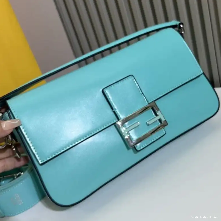 Affordable Leather Blue Bag Baguette Smooth Tiffany Medium In Fendi 0616